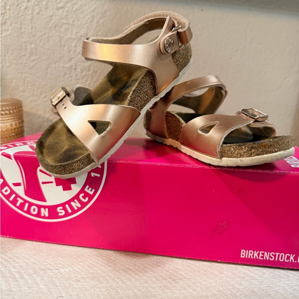 Birkenstock Metallic Rose Gold Rio Sandal